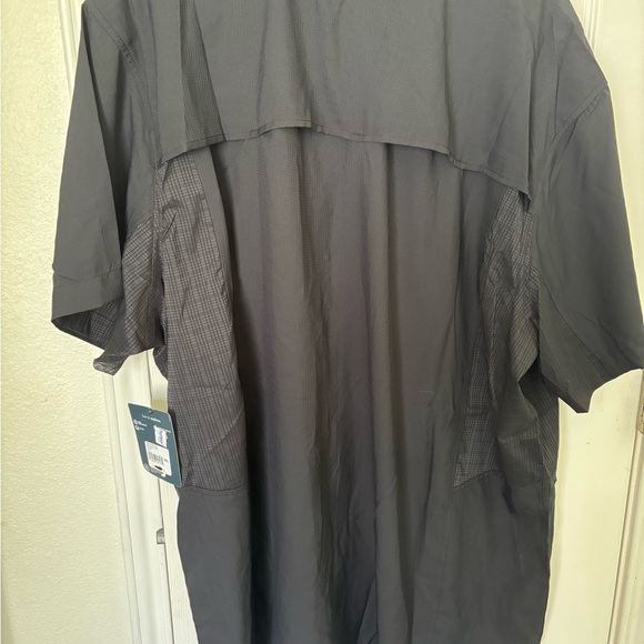 Magellan Outdoors Men's Charcoal Button Down Shirt - Picture 3 of 3
